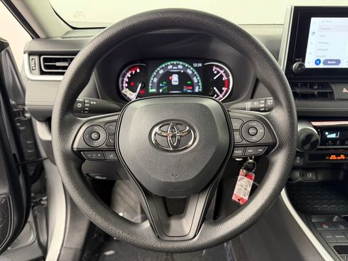 Certified 2025 Toyota RAV4 LE FWD image 24