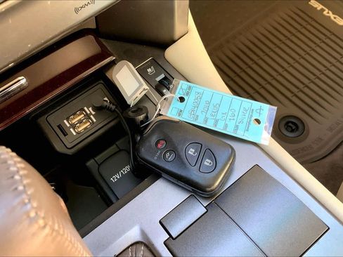 Used 2016 Lexus GX 460 image 14