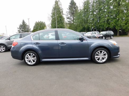 Used 2014 Subaru Legacy 2.5i w/ Alloy Wheel Package AWD/4WD image 20