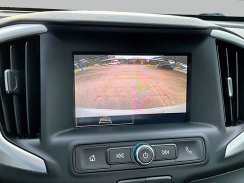 Used 2024 GMC Terrain SLE AWD/4WD image 26