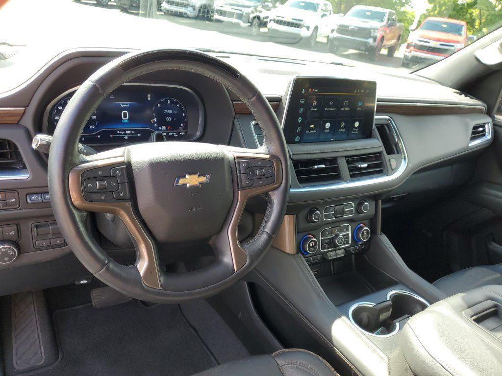 Certified 2023 Chevrolet Tahoe High Country w/ Advanced Technology Package AWD/4WD image 7