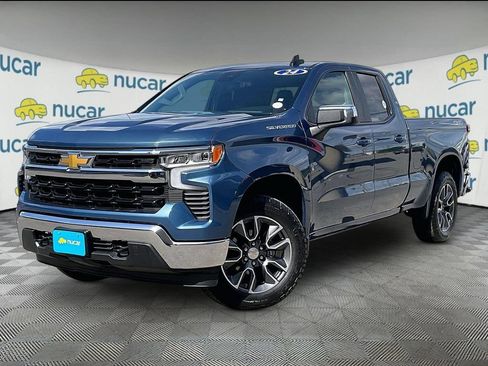 Used 2024 Chevrolet Silverado 1500 LT AWD/4WD image 3