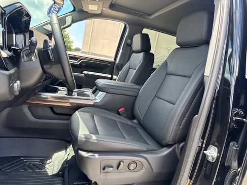 Used 2026 Chevrolet Silverado 1500 RST w/ RST All Star Premium Package AWD/4WD image 17