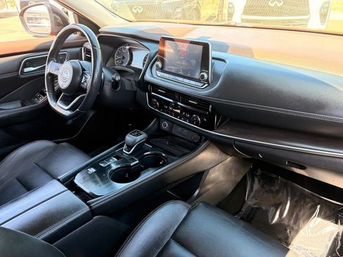 Used 2021 Nissan Rogue SL FWD image 13