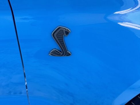 Used 2022 Ford Mustang Shelby GT500 w/ Technology Package image 22