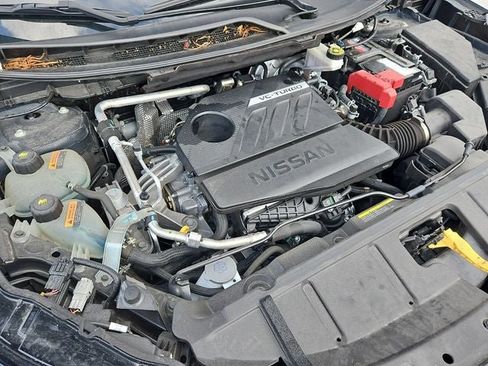 Used 2023 Nissan Rogue SL image 33