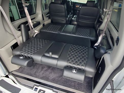 Used 2023 Chevrolet Express 2500 RWD image 18