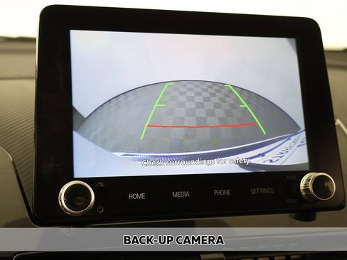 Used 2024 Mitsubishi Eclipse Cross LE image 3