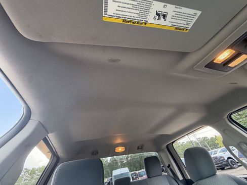 Used 2018 RAM 1500 Express w/ Express Value Package RWD image 20