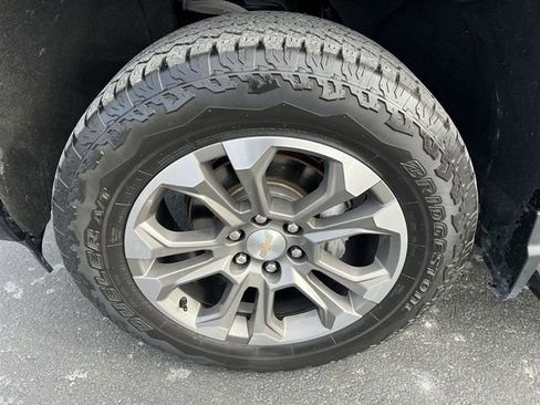Certified 2022 Chevrolet Silverado 1500 High Country AWD/4WD image 19