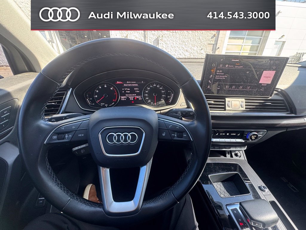 Used 2021 Audi Q5 2.0T Premium w/ Convenience Package AWD/4WD image 12