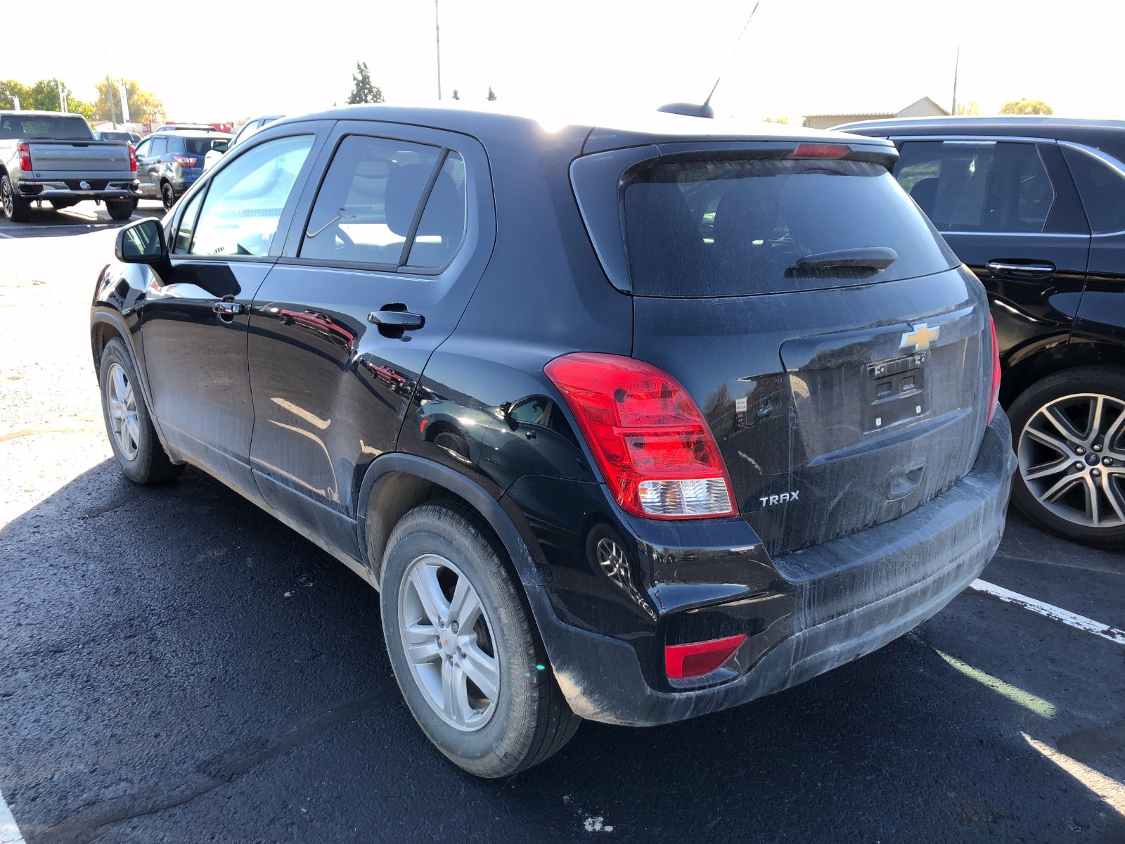 Used 2020 Chevrolet Trax LS w/ Tint and Cruise Package FWD image 5