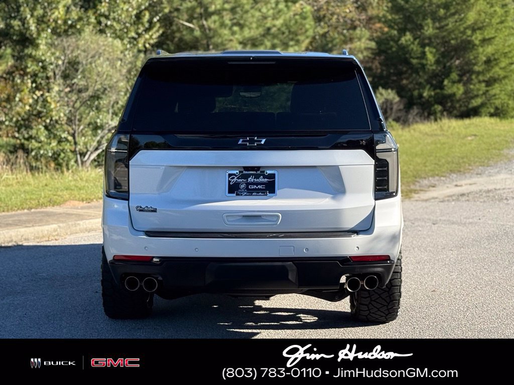 Used 2025 Chevrolet Suburban Z71 w/ Z71 Off-Road Package AWD/4WD image 15