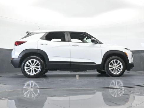 Used 2023 Chevrolet TrailBlazer LS AWD/4WD image 56