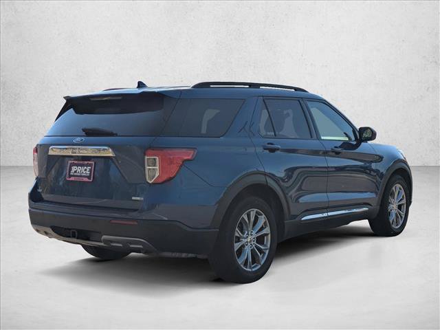 Used 2020 Ford Explorer XLT w/ Equipment Group 202A AWD/4WD image 5