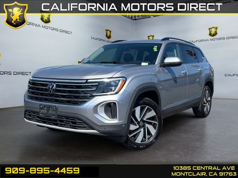Used 2025 Volkswagen Atlas SE FWD image 1