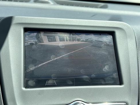 Used 2024 Chevrolet Equinox LT FWD image 13