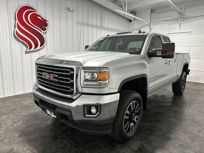 Used 2019 GMC Sierra 2500 SLE w/ SLE Preferred Package