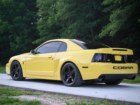Used 2003 Ford Mustang Cobra RWD image 18