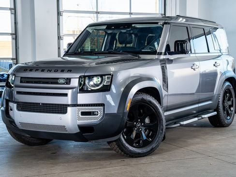 Used 2020 Land Rover Defender 110 SE image 2