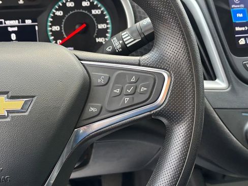 Used 2024 Chevrolet Malibu LT image 15
