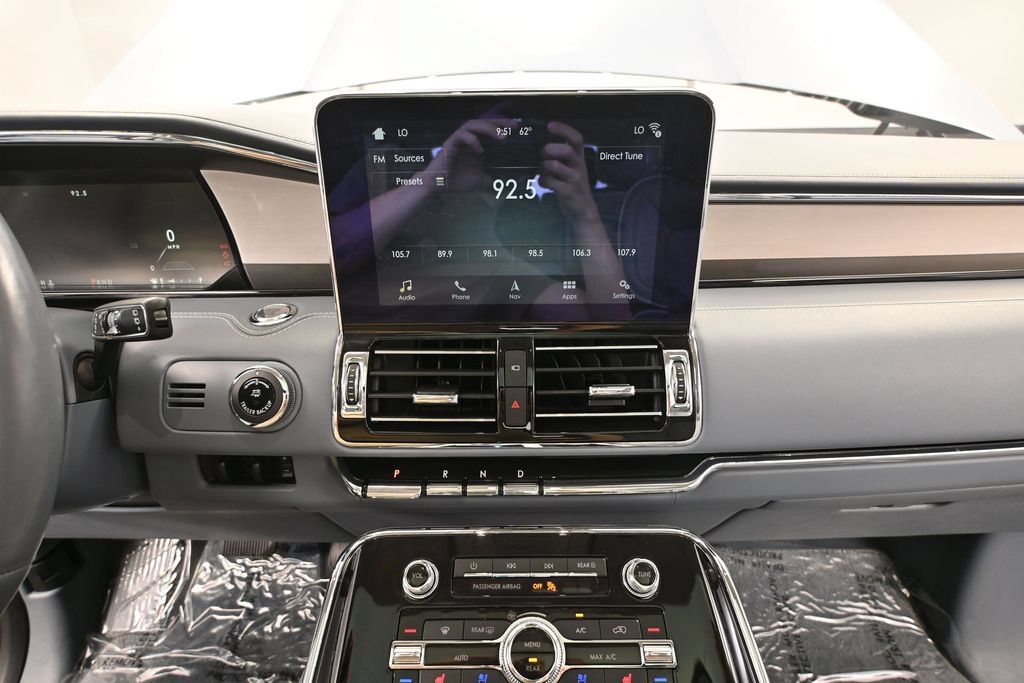 Used 2019 Lincoln Navigator Black Label AWD/4WD image 25