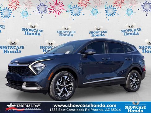 Used 2023 Kia Sportage EX AWD/4WD image 1