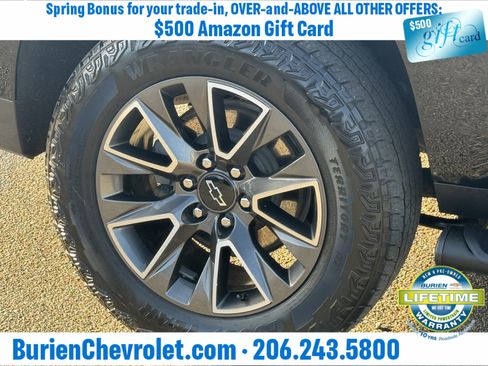 Used 2023 Chevrolet Suburban Z71 image 29