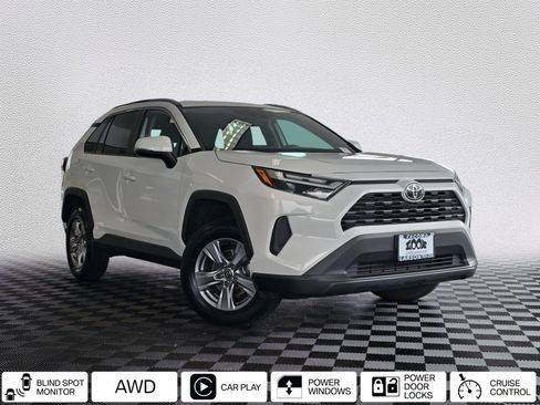 Used 2023 Toyota RAV4 XLE AWD/4WD image 1