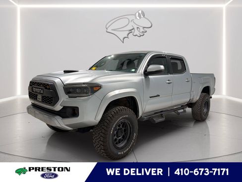 Used 2023 Toyota Tacoma TRD Sport w/ Black Out Package (TMS) AWD/4WD image 1
