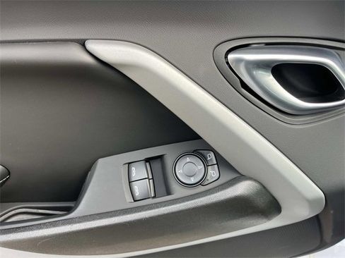 Used 2022 Chevrolet Camaro LT image 22