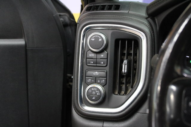 Used 2019 GMC Sierra 1500 SLE w/ X31 Off-Road Package AWD/4WD image 15