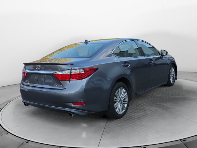 Used 2014 Lexus ES 350 w/ Luxury Package FWD image 5