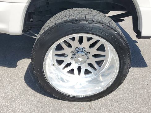 Used 2019 Ford F250 Limited w/ FX4 Off-Road Package image 5