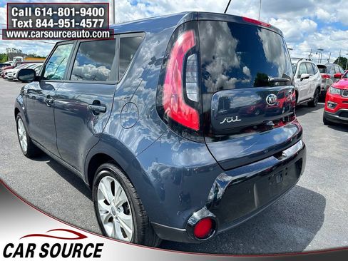 Used 2016 Kia Soul + FWD image 3