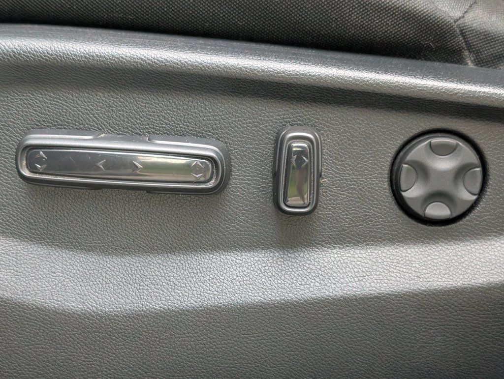 Used 2022 Honda CR-V EX image 19