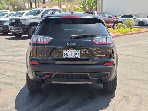 Used 2021 Jeep Cherokee Trailhawk w/ Technology Group AWD/4WD image 7