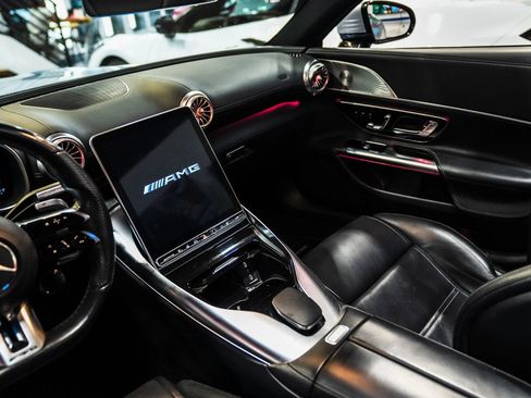 Used 2022 Mercedes-Benz SL 55 AMG 4MATIC image 16