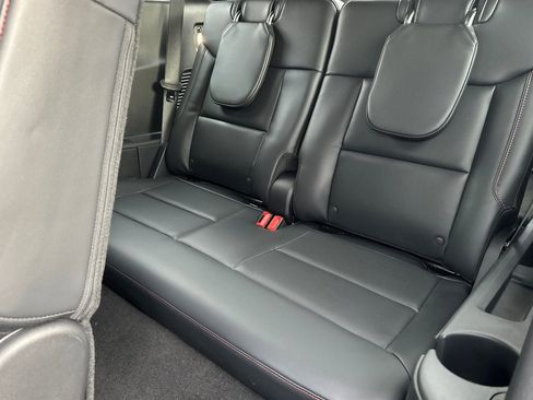 New 2026 Ford Explorer ST-Line w/ ST-Line Street Pack image 14