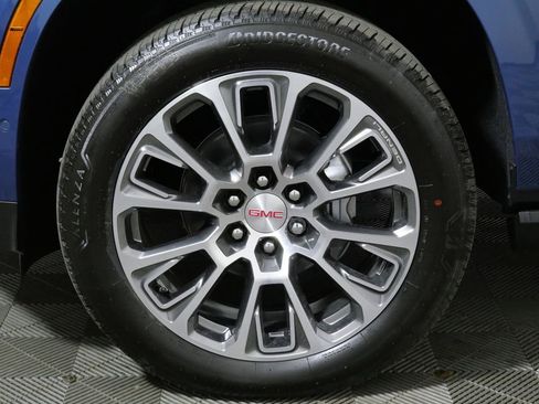 New 2026 GMC Yukon XL Denali AWD/4WD image 11