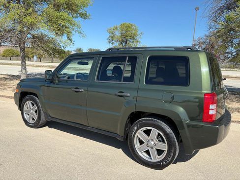 Used 2007 Jeep Patriot Sport image 4