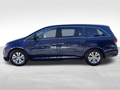 Used 2016 Honda Odyssey SE image 2