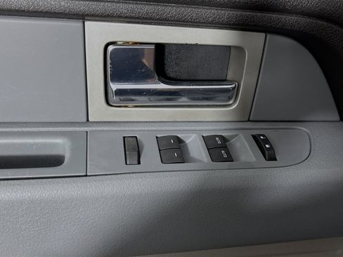Used 2011 Ford F150 XLT image 17