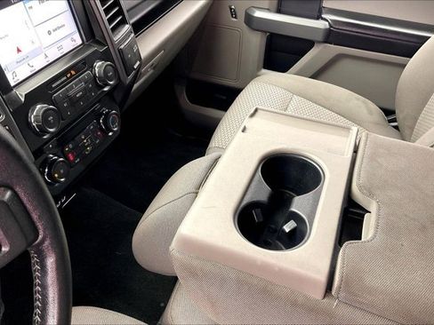 Used 2018 Ford F150 XLT w/ Equipment Group 302A Luxury image 16