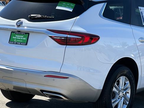 Used 2021 Buick Enclave Essence w/ LPO, Cargo Package FWD image 7