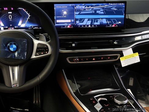 New 2026 BMW X5 xDrive40i w/ M Sport Package image 16