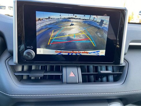 Used 2024 Toyota RAV4 LE image 5