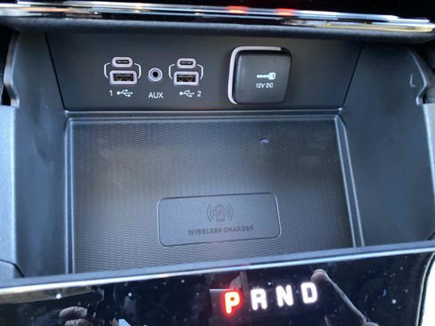 New 2025 Jeep Grand Cherokee Laredo image 12