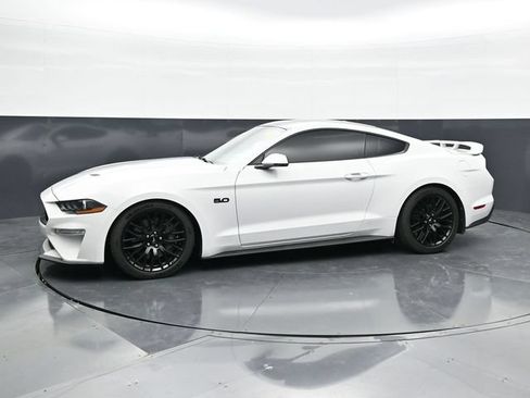 Used 2018 Ford Mustang GT Premium w/ Equipment Group 401A RWD image 6