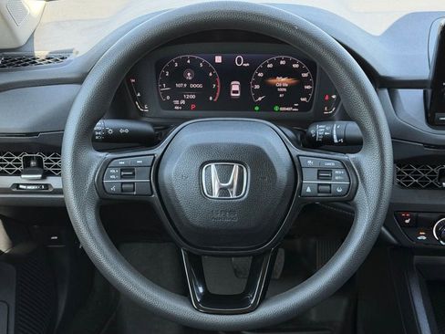 Used 2024 Honda Accord EX image 4